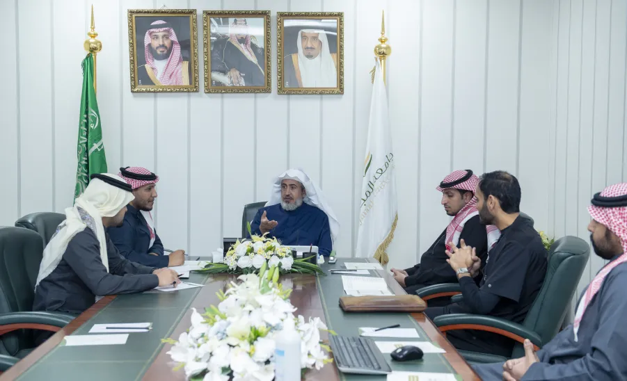 The Vice-Rector for Development and Investment launches the Pre-Recorded Message for emergency phone number  - وكيل الجامعة للتنمية والاستثمار يدشن نظام الرد الآلي للرقم الموحد للطوارئ والبلاغات 