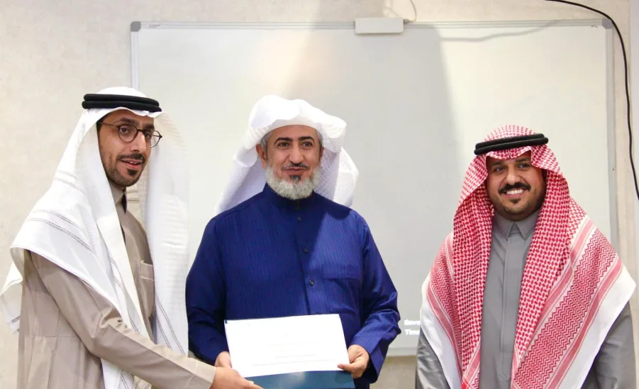 الكلية التطبيقية تختتم مبادرة "تنمية القدرات البشرية" - حفل