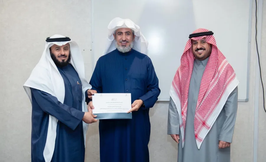 الكلية التطبيقية تختتم مبادرة "تنمية القدرات البشرية" - حفل