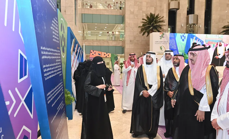 الجامعة تقيم حفل ختام الأنشطة للعام الجامعي 1446هـ وتكرم الطلبة الفائزين في الملتقى الطلابي السابع وهاكاثون كأس العالم 2034 -  حفل ختام الأنشطة للعام الجامعي 1446ه