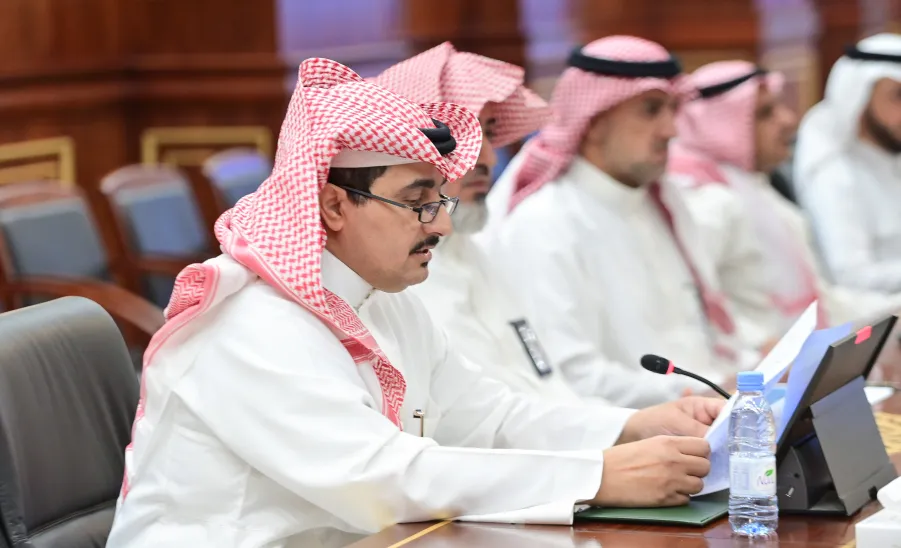 THE MINISTER OF EDUCATION, MR. YOUSEF AL-BENYAN VISITS MU - معالي وزير التعليم في رحاب #جامعة_المجمعة .