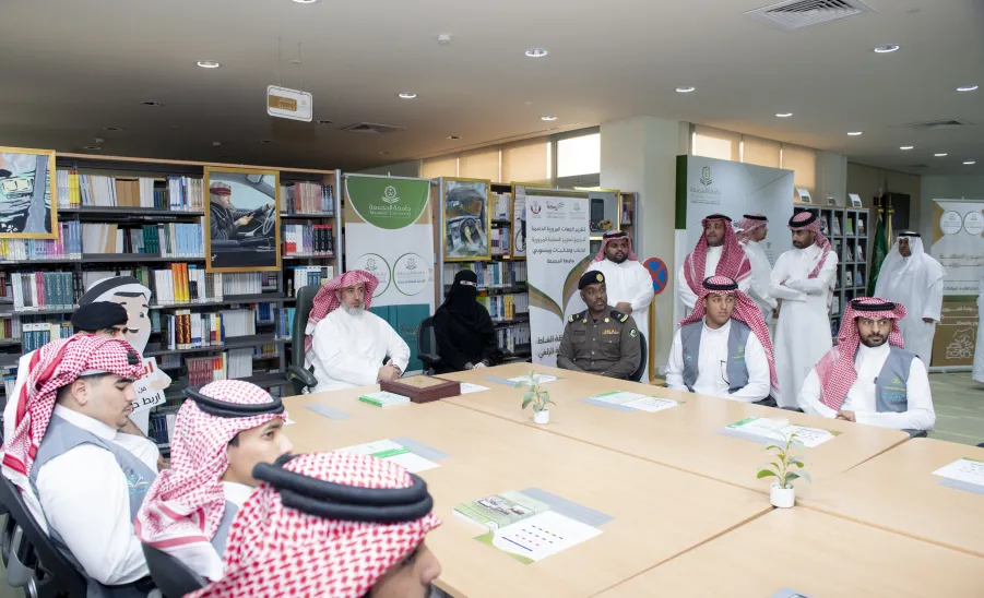 MU VICE-RECTOR LAUNCHES THE TRAFFIC SAFETY WEEK ACTIVITIES AT THE CENTRAL LIBRARY      - وكيل الجامعة للتنمية والاستثمار يطلق فعاليات اسبوع السلامة المرورية بالمكتبة المركزية