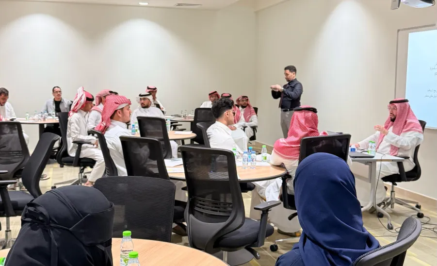 The Sustainable Development Club holds a workshop titled: "The Psychological Dimension in the University Student's Journey" - 1