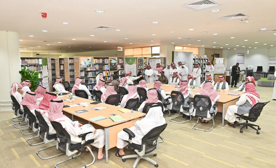 نادي "محترفون" الطلابي يشاركون في فعاليات أسبوع السلامة المرورية الخليجي -  محترفون
