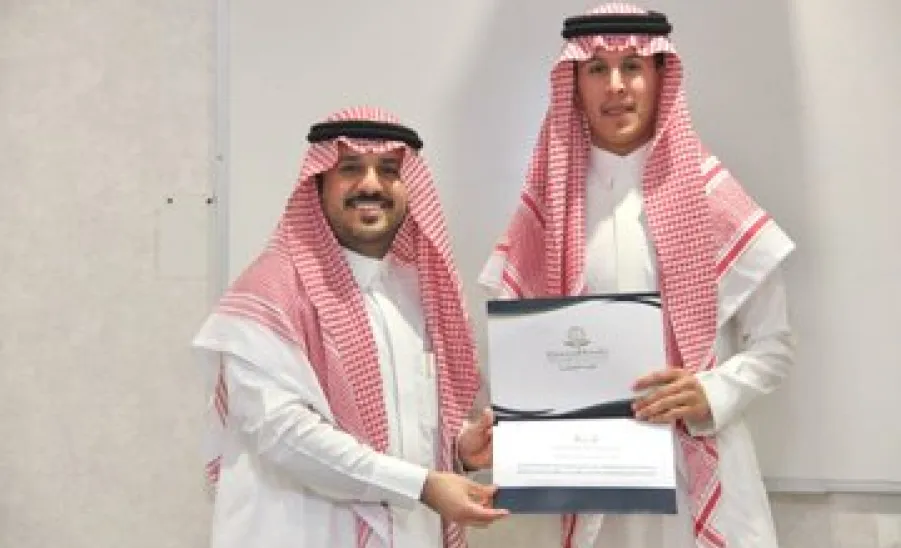 The Applied College honors outstanding students across all branches - أرشدني 