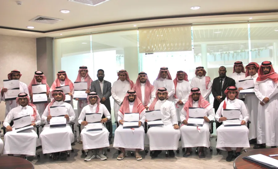 The Applied College honors outstanding students across all branches - أرشدني 