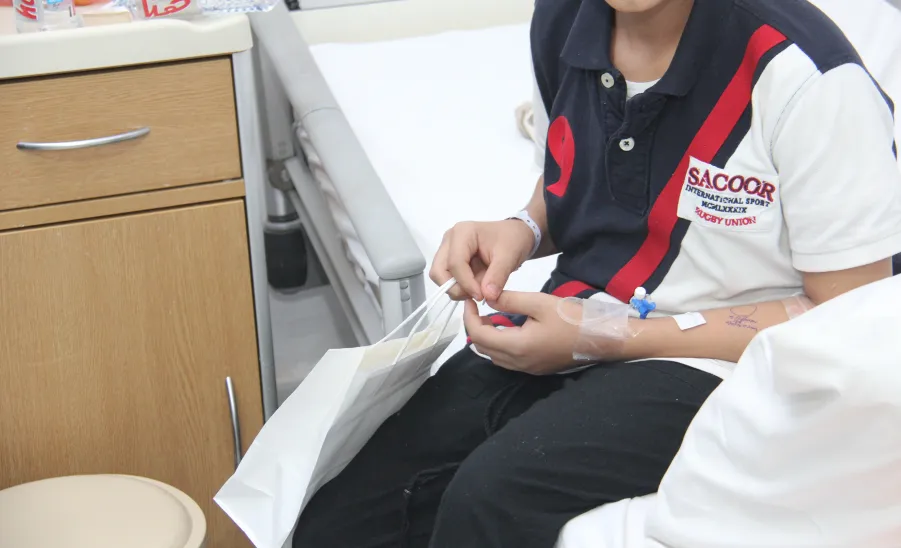 The College of Nursing organizes an initiative during Eid Al-Fiter  - كلية التمريض تنظم مبادرة مجتمعية بمناسبة عيد الفطر المبارك