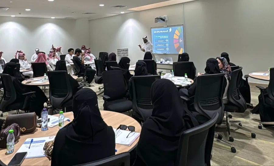 نادي التنمية المستدامة يقيم ورشة عمل بعنوان : تمكين الطالب الجامعي من تحقيق المساواة -  4