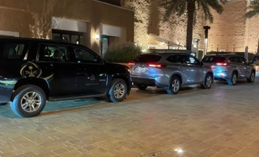 وكيل الجامعة للتنمية والاستثمار يشكر الإدارة العامة للخدمات نظير جهودها في خدمات الوفود المشاركة في النسخة الأولى من برنامج قادة تحالف التعليم العالي -  3