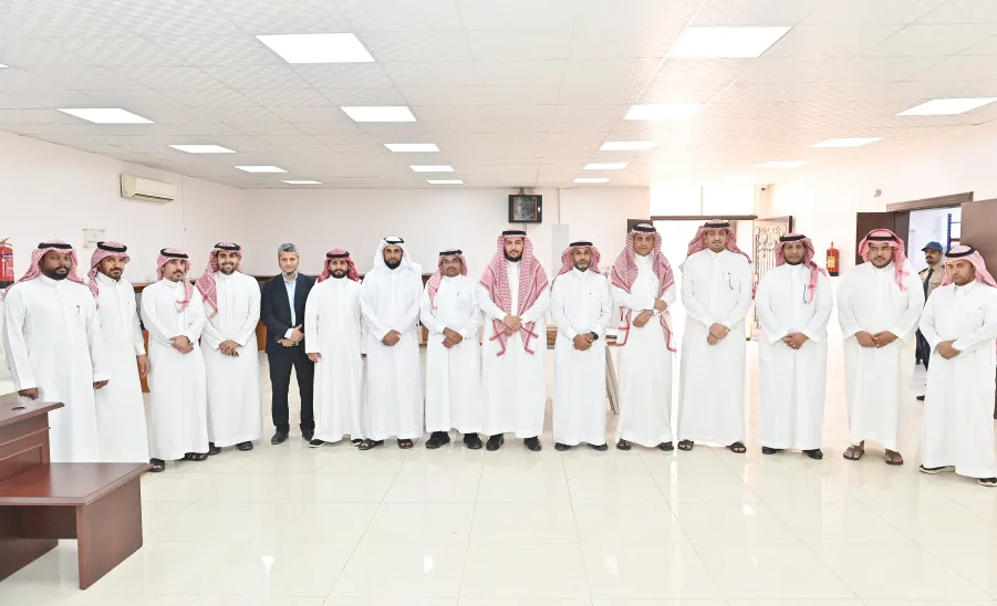 THE VICE-RECTOR LAUNCHES THE DOCUMENT DESTRUCTION FACILITY UNDER THE ARCHIVES AND RECORDS FACILITY -  .