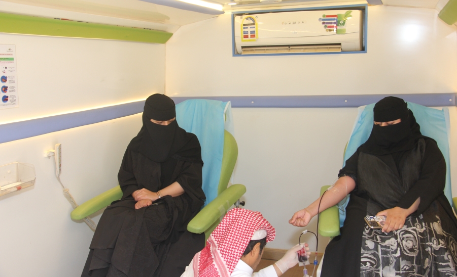 كلية التمريض تنظم حملة للتبرع بالدم