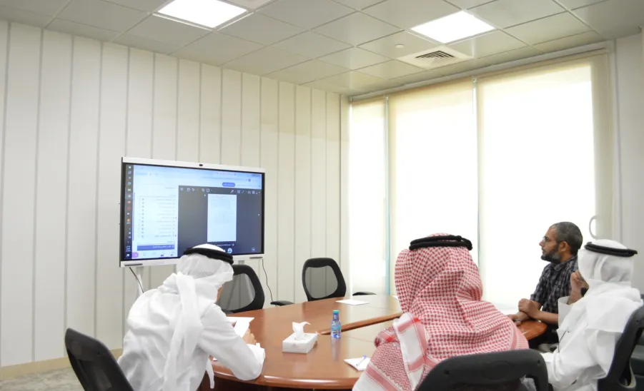 وكيل الجامعة للشؤون التعليمية يترأس الاجتماع الخامس عشر للجنة الدائمة للخطط والمناهج الدراسية -  الاجتماع 15 للجنة الدائمة