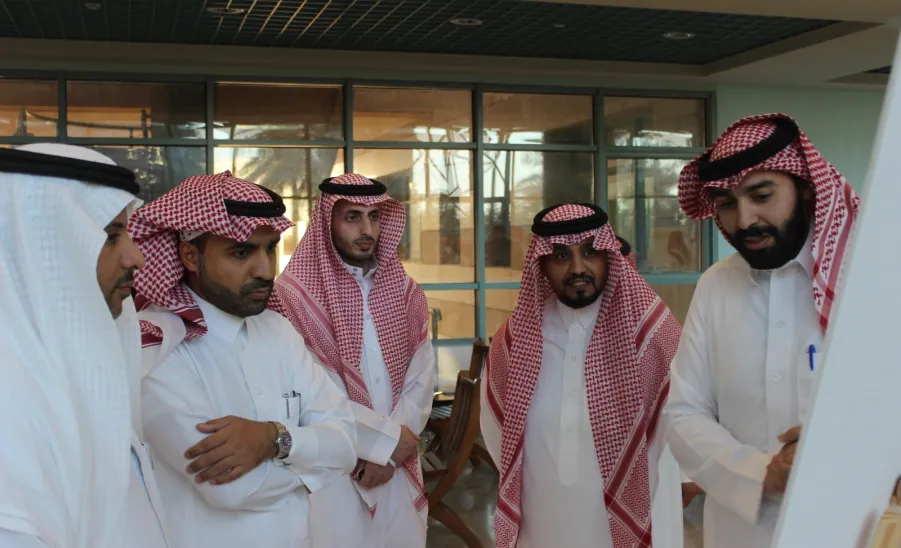 The College of Business Administration organizes the Scientific Forum for Outstanding Graduate Student Research -  كلية إدارة الأعمال 