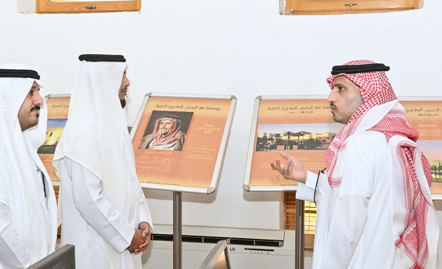 الجامعة تختتم دورة اللغة الإنجليزية بمركز عبدالرحمن السديري الثقافي -  من ختام دورة اللغة الإنجليزية