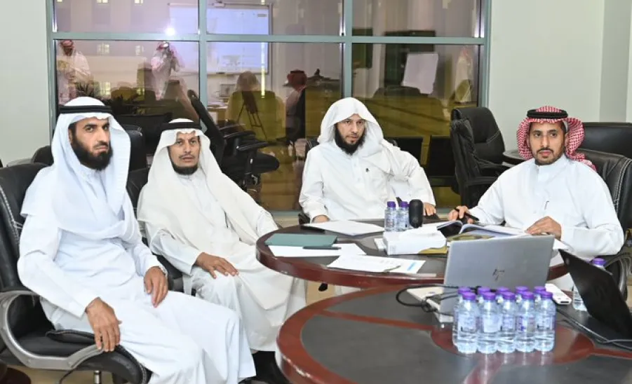 VICE RECTOR FOR EDUCATIONAL AFFAIRS FOLLOWS UP ON INTERVIEWS FOR INTERNATIONAL SCHOLARSHIP APPLICANTS

 - قبول المنح