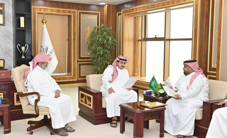 رئيس الجامعة يطلع على استعدادات القطاع الخدمي للعام الجامعي ١٤٤٧ هـ -  3