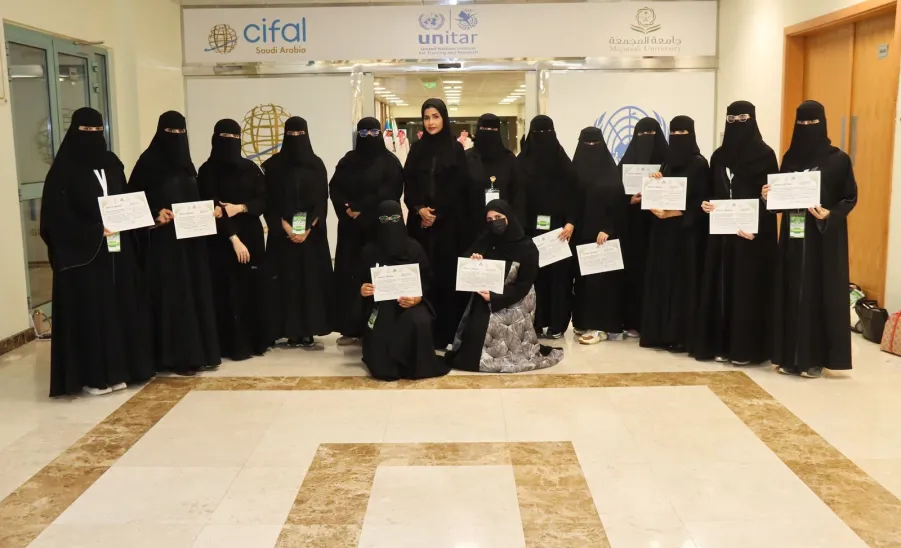 الجامعة ممثلة بمركز  شؤون الخريجين ودعم التوظيف بعمادة شؤون الطلاب تختتم برنامج ( وثبة ) الصيفي -  4