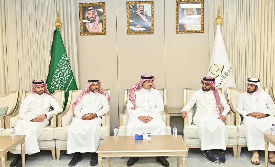 MU RECTOR WELCOMES FIRST STUDENT EXCHANGE PROGRAM WITH BRITISH UNIVERSITIES -SUMMER 2025 - جامعة المجمعة