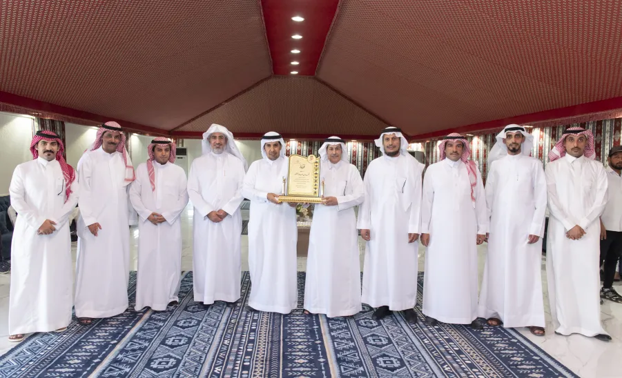 الإدارة العامة للتخطيط الاستراتيجي تحتفي بترقية مديرها العام إلى المرتبة الرابعة عشرة - .