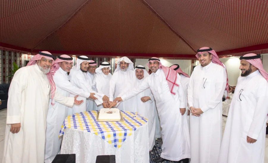 الإدارة العامة للتخطيط الاستراتيجي تحتفي بترقية مديرها العام إلى المرتبة الرابعة عشرة - .