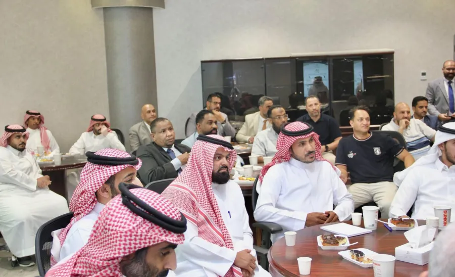 الكلية التطبيقية تقيم اللقاء الترحيبي السنوي لأعضاء هيئة التدريس والهيئة الإدارية - خبر