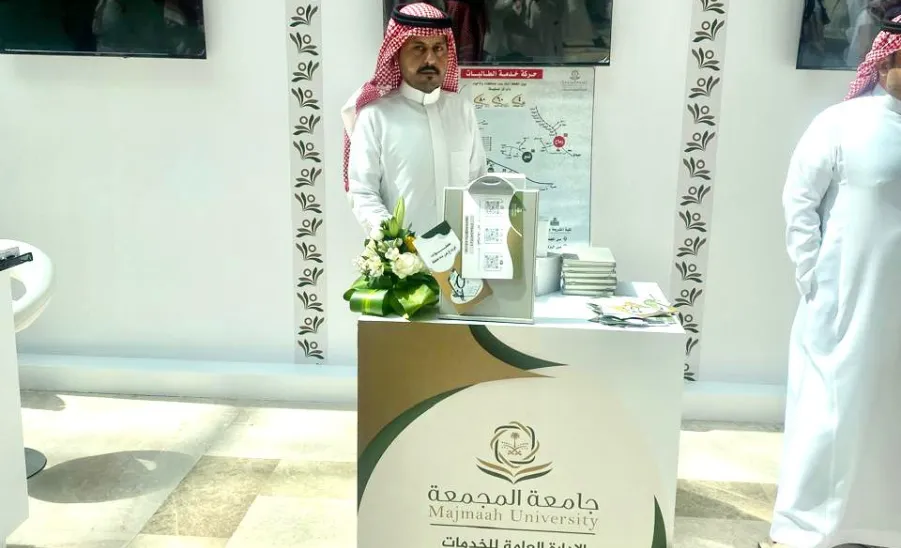الإدارة العامة للخدمات تشارك في لقاء الطلاب المستجدين  - 1