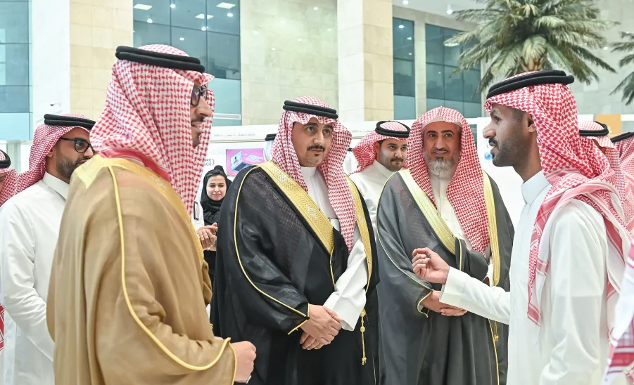 الجامعة تقيم ملتقى ( انطلاقة مهنية 2025 ) - الجامعة تقيم ملتقى ( انطلاقة مهنية 2025 )