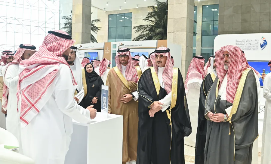 الجامعة تقيم ملتقى ( انطلاقة مهنية 2025 ) - الجامعة تقيم ملتقى ( انطلاقة مهنية 2025 )