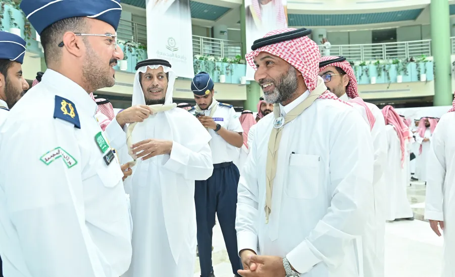 الجامعة تقيم اللقاء السنوي للطلبة المستجدين ومعرض الإرشاد الجامعي للعام 1447هـ - اللقاء السنوي للطلبة المستجدين