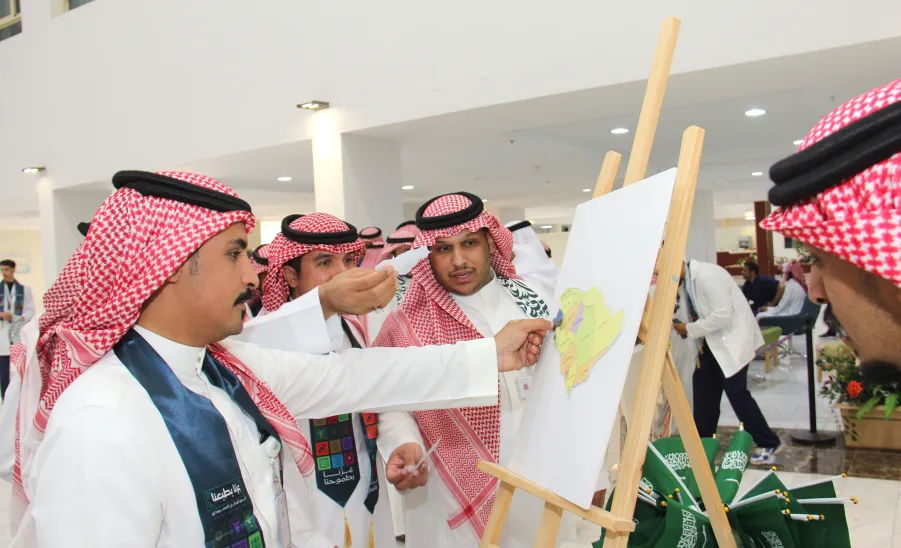 The College of Nursing celebrates the 95th Saudi National Day  - كلية التمريض تحتفي باليوم الوطني الـ95 بشعار "عزّنا بطبعنا"