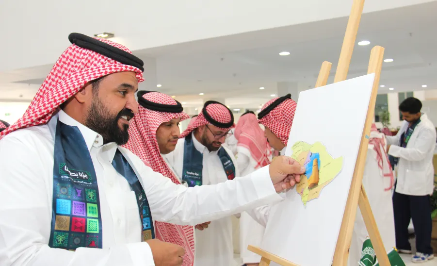 The College of Nursing celebrates the 95th Saudi National Day  - كلية التمريض تحتفي باليوم الوطني الـ95 بشعار "عزّنا بطبعنا"