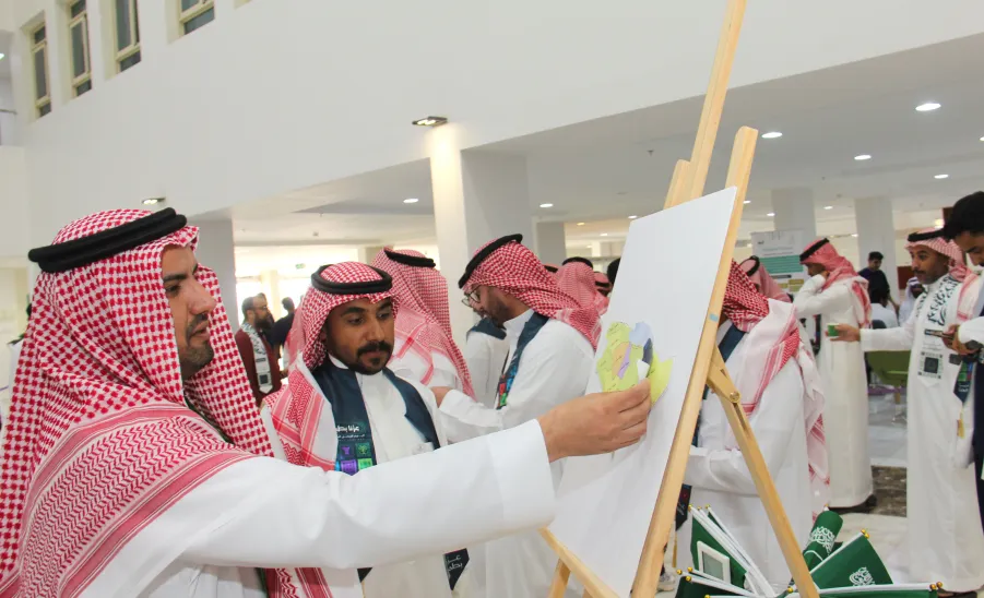 The College of Nursing celebrates the 95th Saudi National Day  - كلية التمريض تحتفي باليوم الوطني الـ95 بشعار "عزّنا بطبعنا"