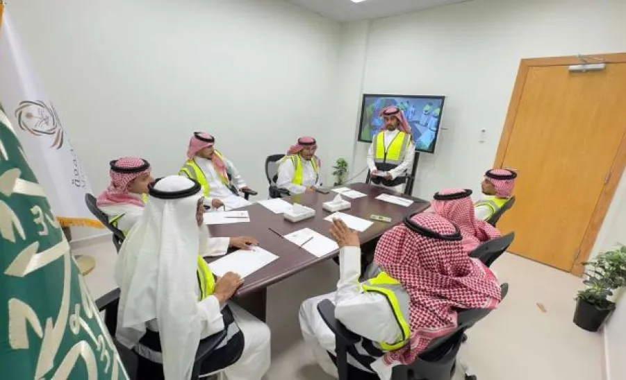 الإدارة العامة للخدمات تقيم دورات مكثفة للعاملين في الميدان للتعامل الأمثل مع المخاطر - 1