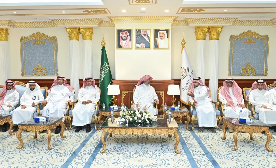 College of Education signs Cooperation Agreement with Ruwwad Al-Jamiah Schools - توقيع اتفاقية تعاون بين كلية التربية ومدارس رواد الجامعة 