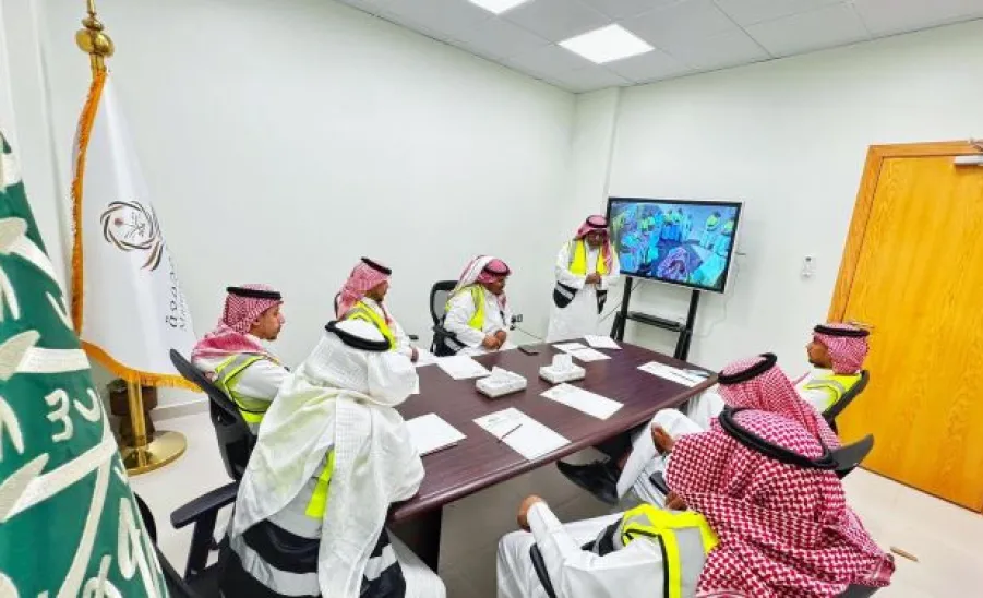 الإدارة العامة للخدمات تقيم دورات مكثفة للعاملين في الميدان للتعامل الأمثل مع المخاطر - 1