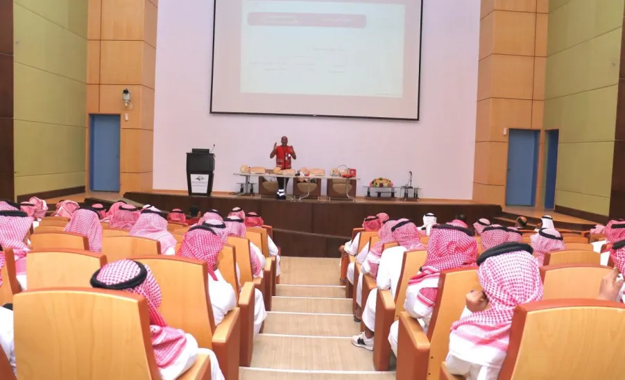 Applied College organizes First Aid Training Workshop in Collaboration with the Saudi Red Crescent Authority - إسعافات الأولية 