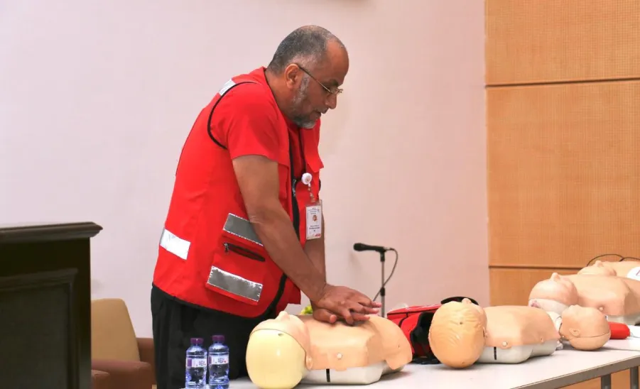 Applied College organizes First Aid Training Workshop in Collaboration with the Saudi Red Crescent Authority - إسعافات الأولية 