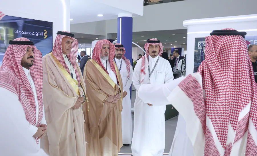 Majmaah University Signs MoU with Al-Dawaa Medical Services Company during the Global Health Exhibition 2025 -  توقيع 