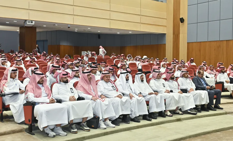 الجامعة ممثلة بالكلية التطبيقية تُقيم معرضاً وجلسات حوارية بمناسبة اليوم العالمي للمحاسبة - اليوم العالمي للمحاسبة