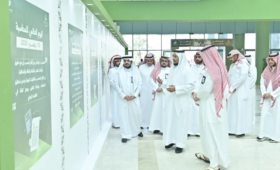 الجامعة ممثلة بالكلية التطبيقية تُقيم معرضاً وجلسات حوارية بمناسبة اليوم العالمي للمحاسبة - اليوم العالمي للمحاسبة