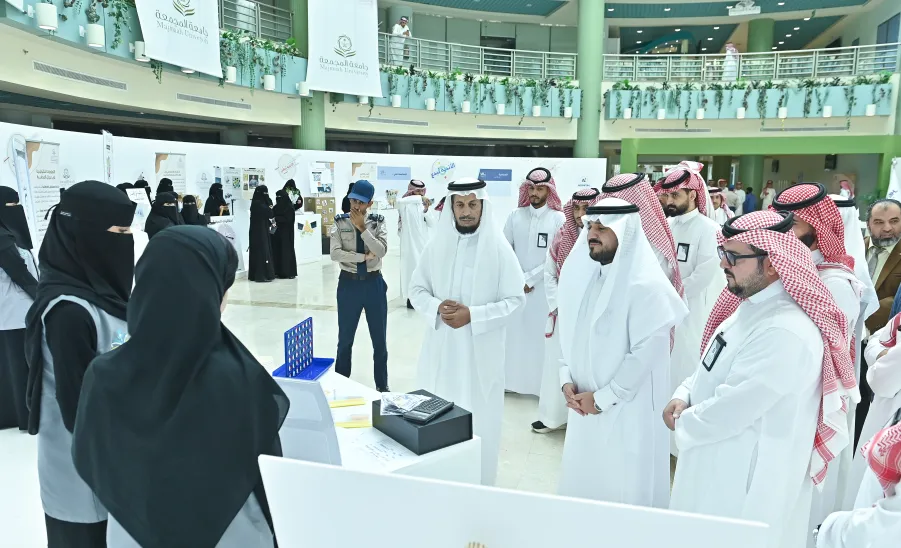 الجامعة ممثلة بالكلية التطبيقية تُقيم معرضاً وجلسات حوارية بمناسبة اليوم العالمي للمحاسبة - اليوم العالمي للمحاسبة