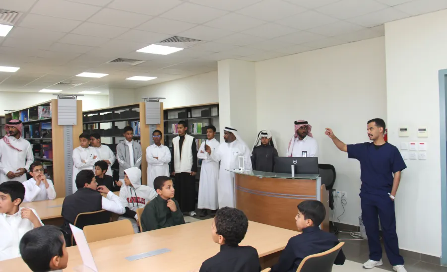 The College of Nursing hosts Students from Al-Muajjel Educational Complex -  كلية التمريض تستقبل طلاب مجمع المعجل التعليمي