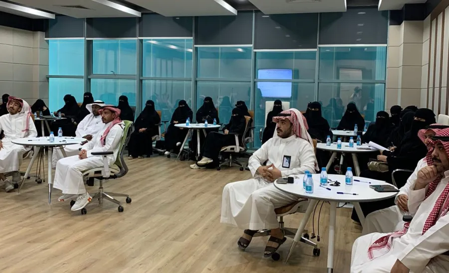 الإدارة تقيم ورشة عمل بعنوان : الانضباط الوظيفي " المفهوم والأهمية وأساليب التطبيق " - .