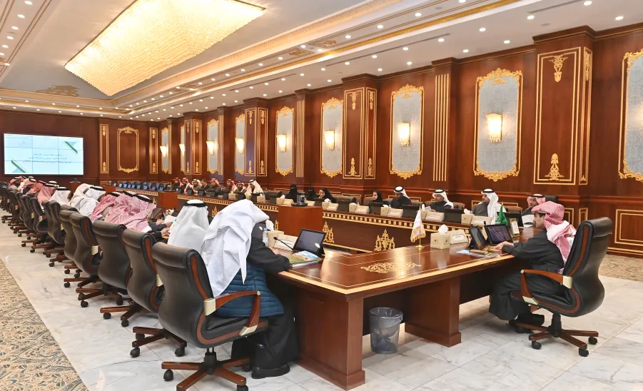 رئيس الجامعة يدشن البرامج البحثية المدعومة من الجامعة للعام ٢٠٢٦ - تدشين البرامج البحثية