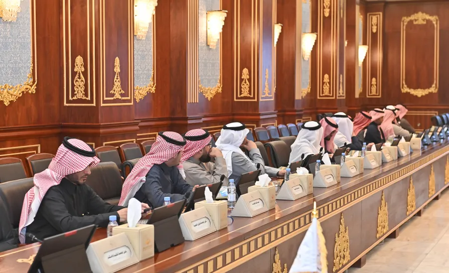 رئيس الجامعة يدشن البرامج البحثية المدعومة من الجامعة للعام ٢٠٢٦ - تدشين البرامج البحثية