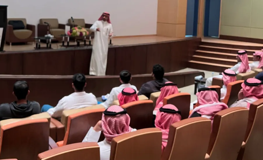 كلية العلوم تقيم عدداً من الورش التدريبية بالتعاون مع صندوق تنمية الموارد البشرية (هدف) - كلية العلوم تقيم عدد من الورش