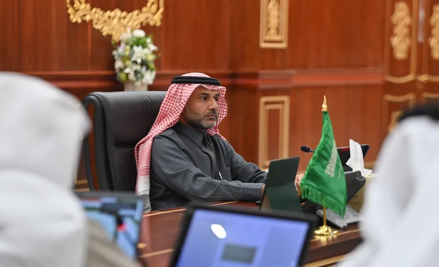 رئيس الجامعة يدشن البرامج البحثية المدعومة من الجامعة للعام ٢٠٢٦ - تدشين البرامج البحثية
