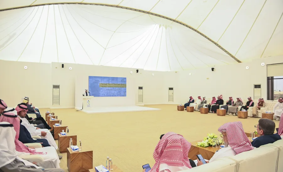 الجامعة ممثلة بالكلية التطبيقية تدشن دبلوم تقنية الهندسة الصناعية وتوقع عدداً من عقود التدريب والفرص الوظيفية بالشراكة مع ( مدن ) - دشن دبلوم تقنية الهندسة الصناعية