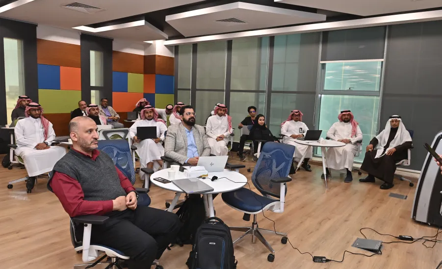 الجامعة تنفّذ البرنامج الثاني من برنامج " ذكاءات "  - ذكاءات 2