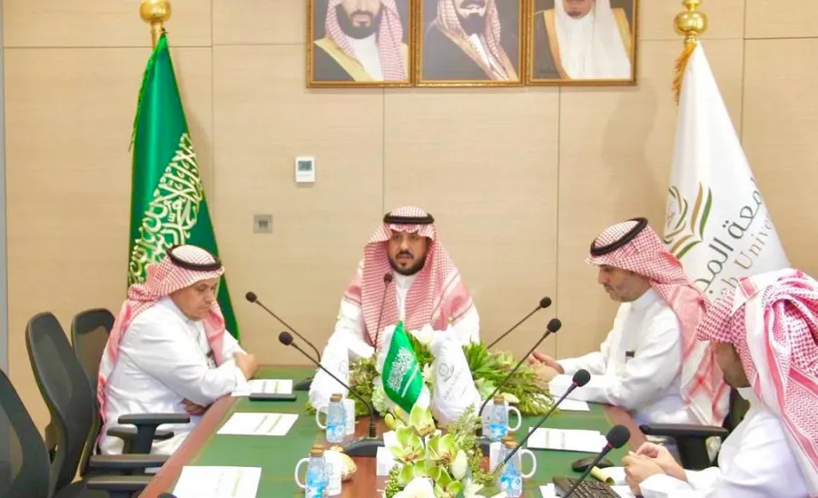 The CEO of the Applied College holds a meeting with the Vice CEO of the Saudi Authority for Industrial Cities and Technology Zones (MODON) -  اجتماع 